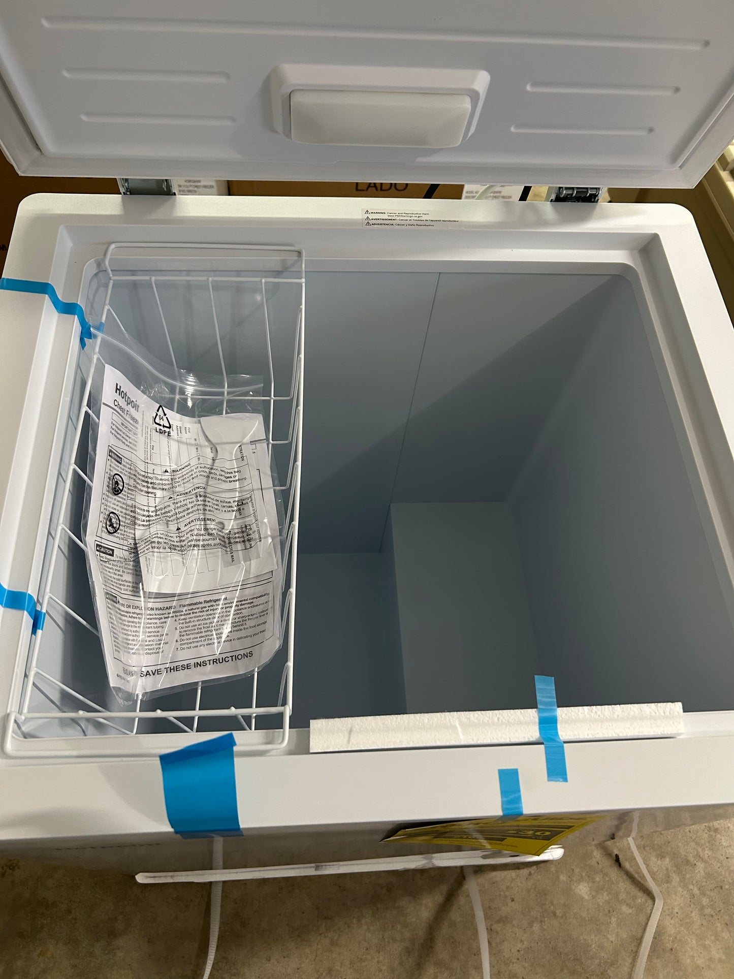 5cu ft Chest Freezer Convertible to Refrigerator (White)