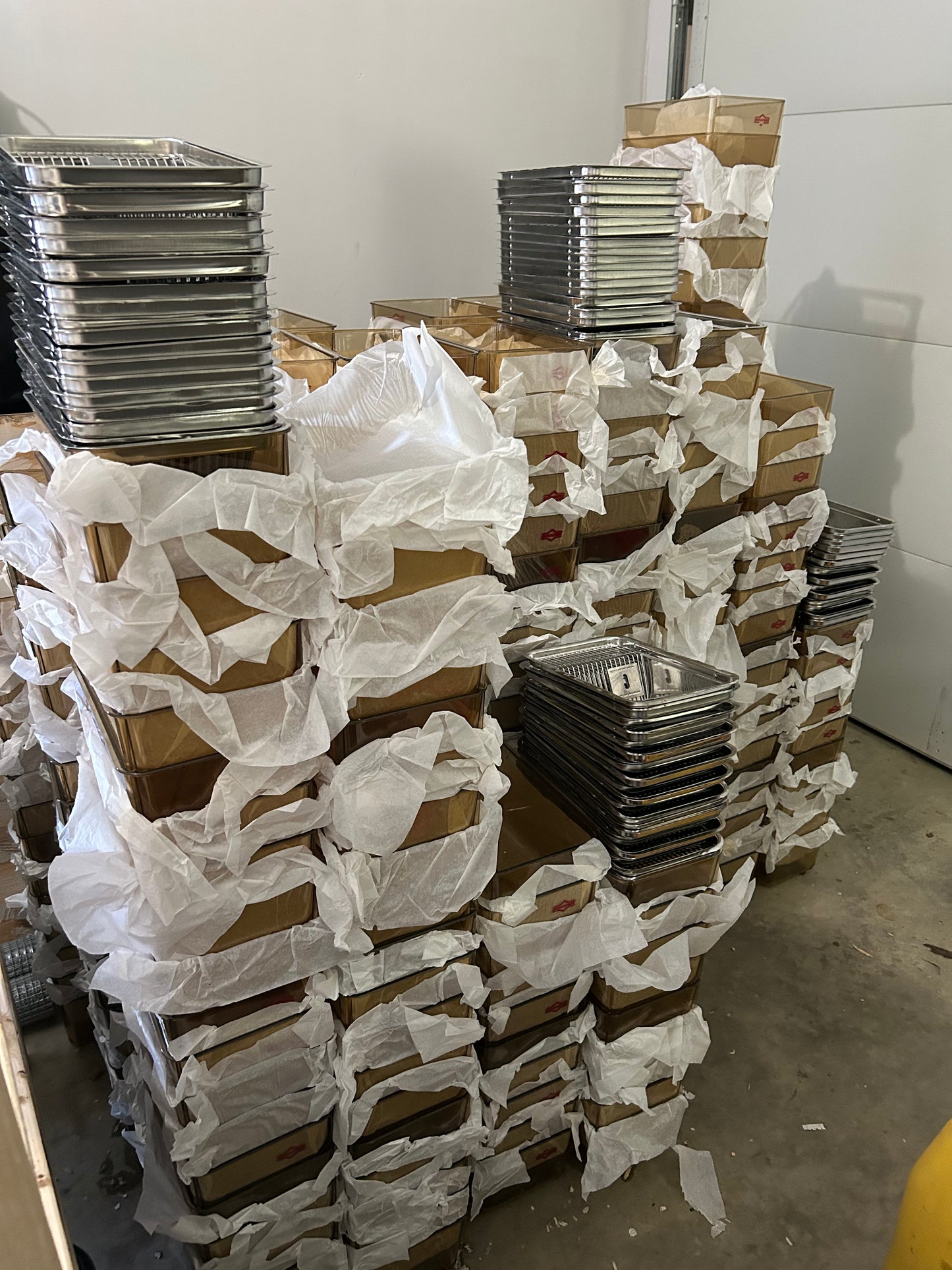 Rodent Tub RC71D with Stainless Steel Lid